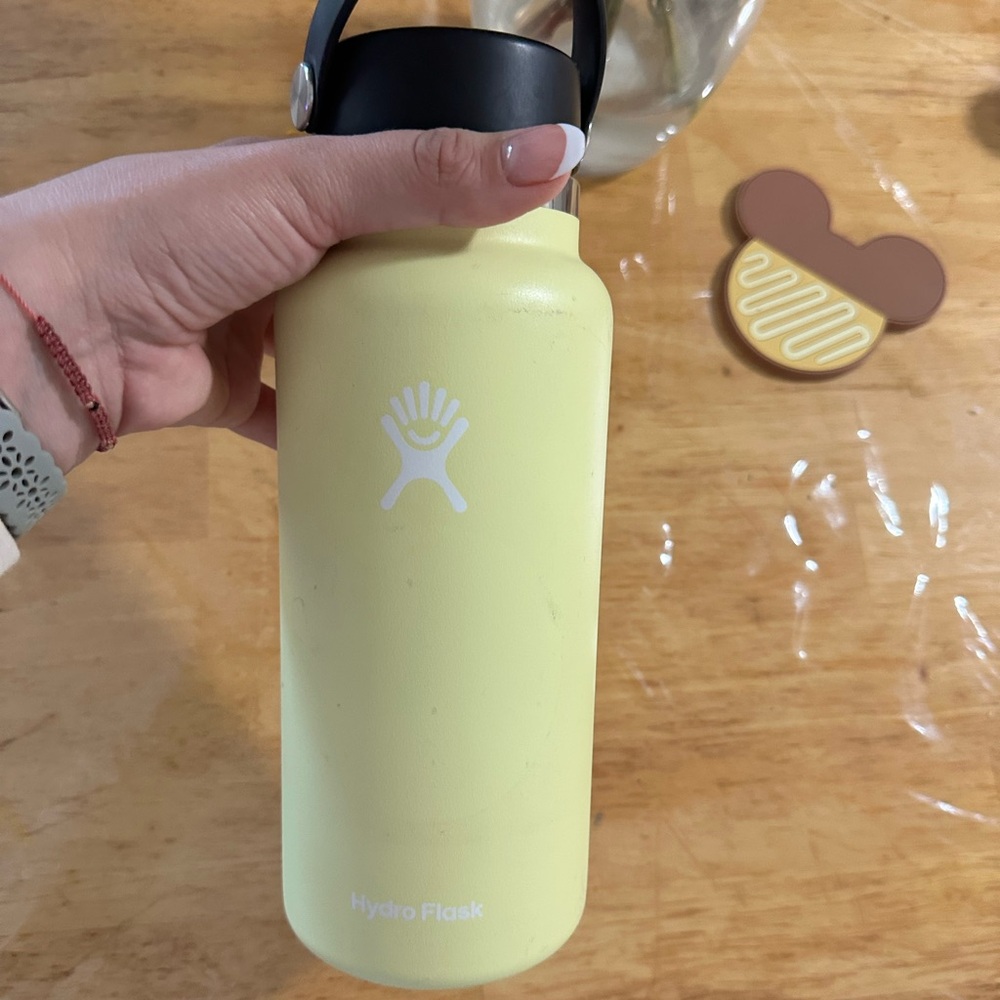 Hydro Flask Yellow Water Bottle